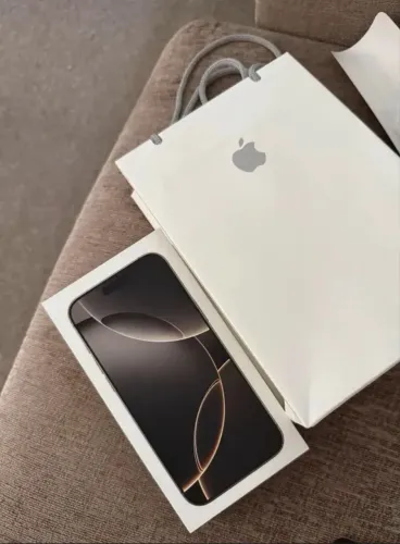 Vendo caixa de iPhone 16 pro max