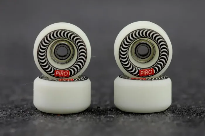 Fingerboard+ piro Wheels 