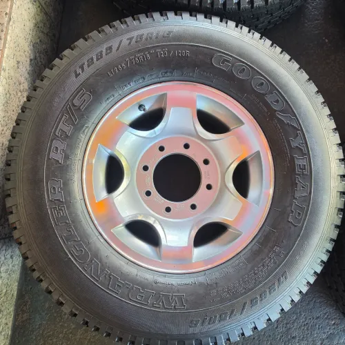 RODAS FORD F-250 ARO 16 8X170 ORIGINAIS E PNEUS 265/75