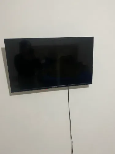 Vende essa tv funcionando perfeitamente smart 32