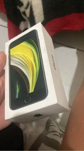iPhone SE 2 geração 128 gb todo original