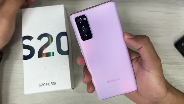 Vendo Samsung s20 fe usado/venda urgente