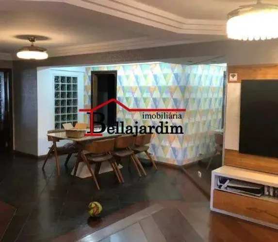 Apartamento 173m² para locação com 3 quartos no Bairro Vila Bastos em Santo André/SP.