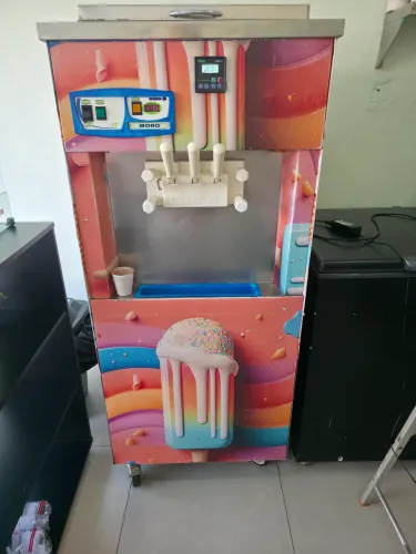Maquina de sorvete expresso italianinha