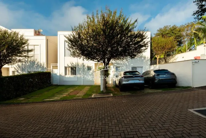 Sobrado à venda em Campinas, Parque Rural Fazenda Santa Cândida, com 3 quartos, com 92 m²,