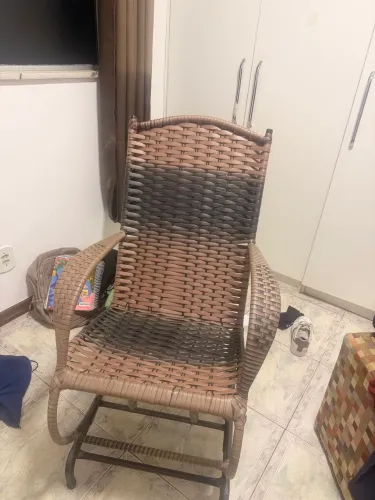 Vendo cadeira de balanço