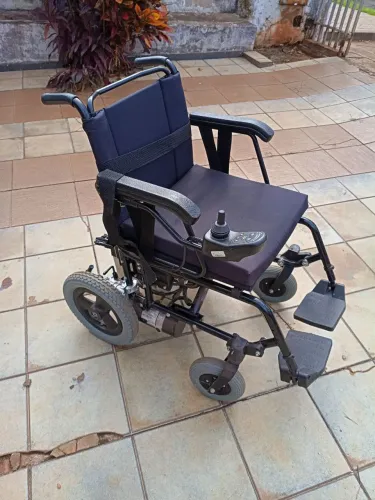 Cadeira de roda eletrica5