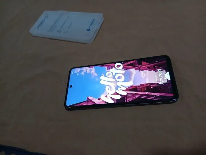 Celular Motorola Moto G05 Novo na Caixa