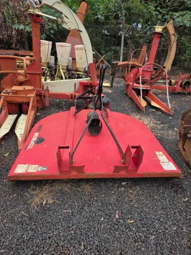ROÇADEIRA DE HIDRÁULICO MASSEY FERGUSON WOODS ANO 2021