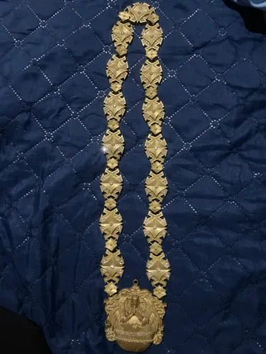 Vendo cordão de moeda antiga 