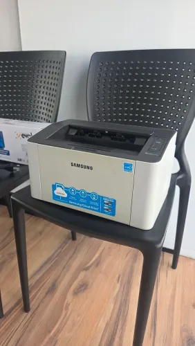 IMPRESSORA SAMSUNG Xpress M2020 (somente preto e branco)