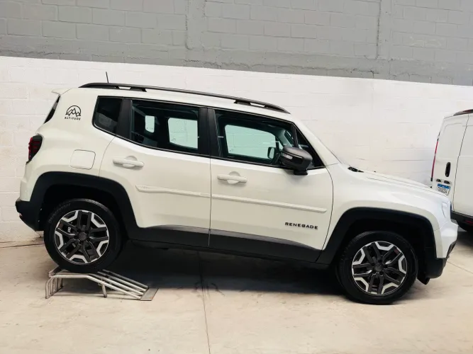 Jeep Renegade Sport T270 1.3 TB 4X2 Flex Aut. 2025
