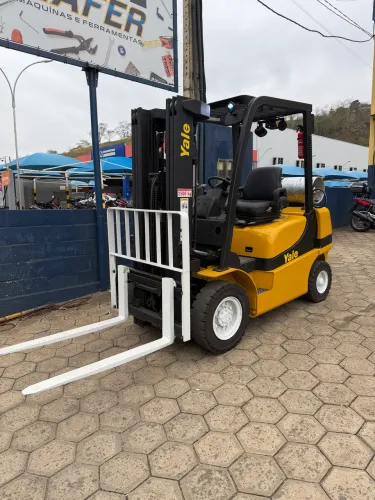 Empilhadeira Yale 50MX 2019 Triplex 4,8