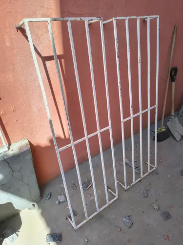 Grades de ferro fundido 0,46x1,44m