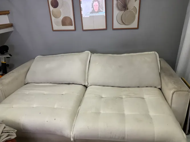 SOFÁ RETRÁTIL USADO