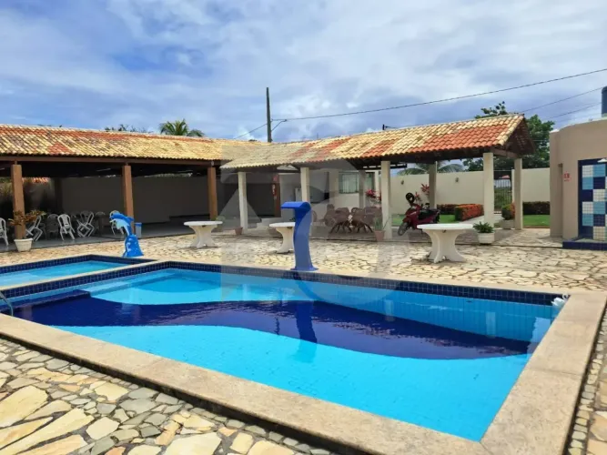 Praia do Refúgio: Casa com Piscina e 3 Quartos em São José dos Náufragos