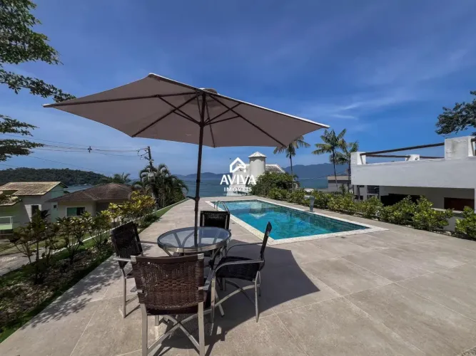 Casa Moderna com Vista Mar no Condomínio Village das Conchas  Mangaratiba/RJ