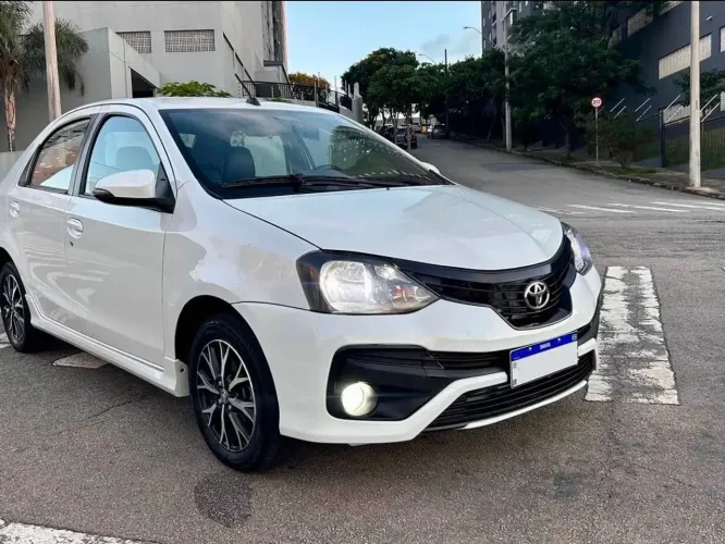Toyota Etios XLS Sedan 1.5 Flex 16V 4P Aut. 2017