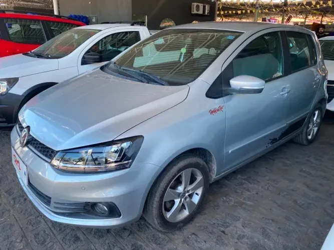Volkswagen Fox Rock IN RIO 1.6 MI Total Flex 8V 5P 2016