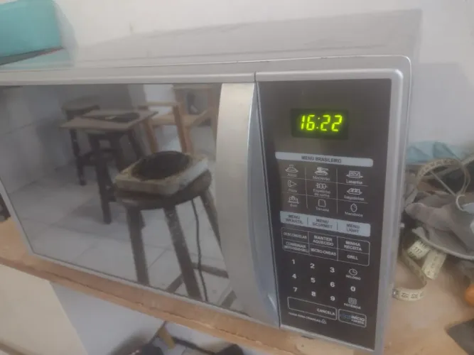 Forno LG 2em1 Espelhado 30 litros