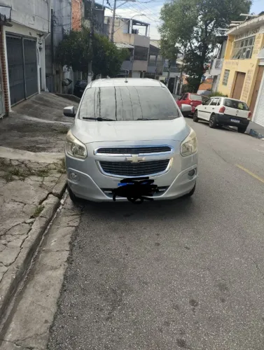 Chevrolet Spin LT 1.8 8V Econo.flex 5P Mec. 2013