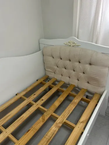 Cama solteiro/ auxiliar