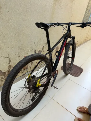 Bicicleta OGGI 7.3 2024 