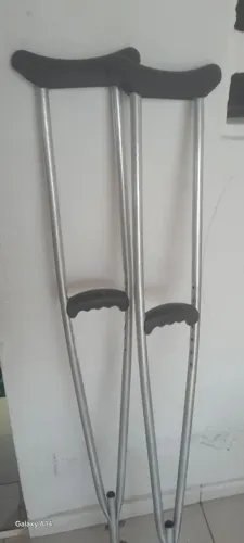 1 Par de muletas