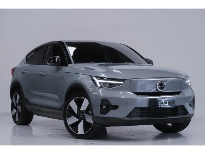 Volvo C40 Recharge Pure Eletric (elétrico) 2023