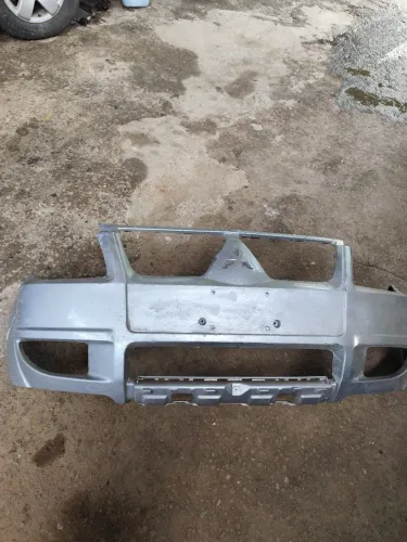 Parachoque dianteiro original da Pajero Tr4 2010/2012/2015 