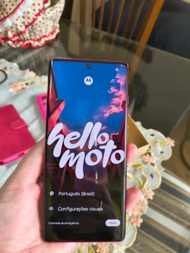 Celular moto Edge 50 novo
