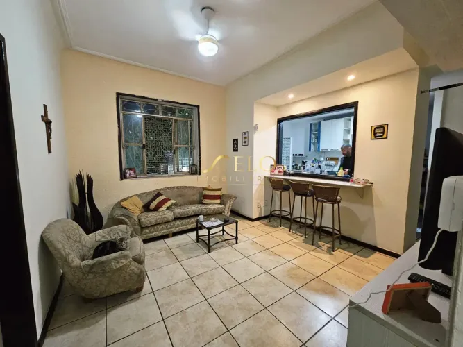 Casa para alugar com 3 quartos na Rua Uberaba