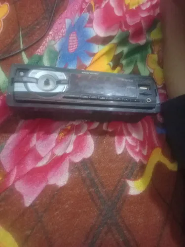 rádio automotivo Pósitron, modelo SP2210UB.