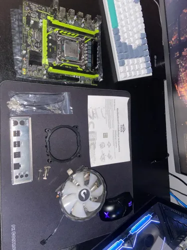 Kit xeon placa mãe x99 xeon 2650v4 e um cooler com suporte