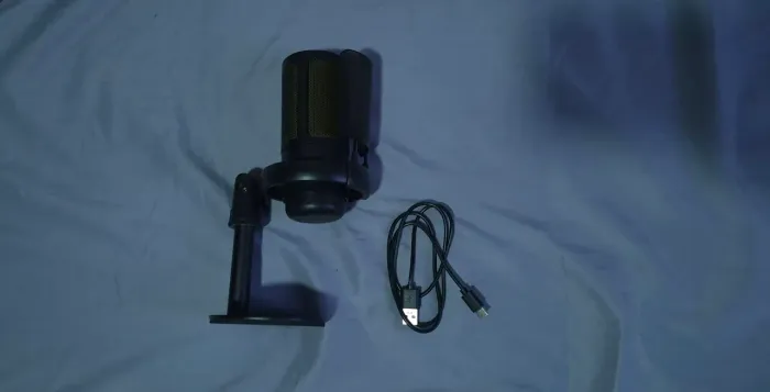 Microfone Gamer Condensador Podcast Alta Sensibilidade Rgb Microfones e Gravadores