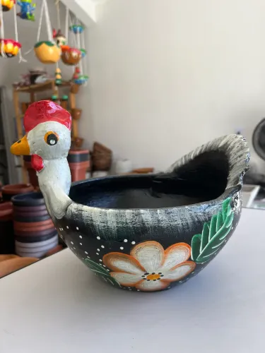 Galinha decorativa porta-ovos