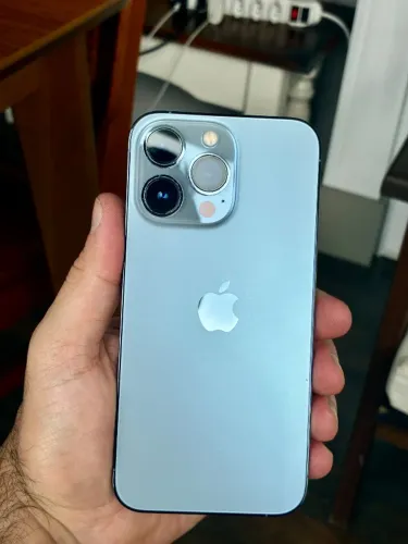 iPhone 13 Pro (bateria 99%-original)