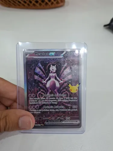 Mewtwo EX (151/128) 30 anos edition