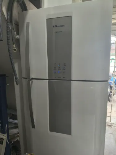 Geladeira Electrolux DF 80 553 Litros