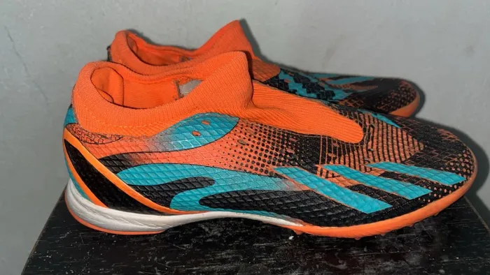 Chuteira Adidas Predator Club Fold-fOver Tongue TF
