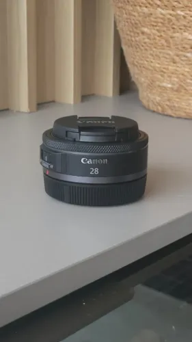 Lente Canon RF 28mm f/2.8 STM