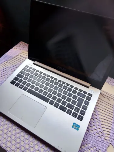 Notebook Asus