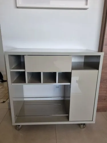 Barzinho em Laka