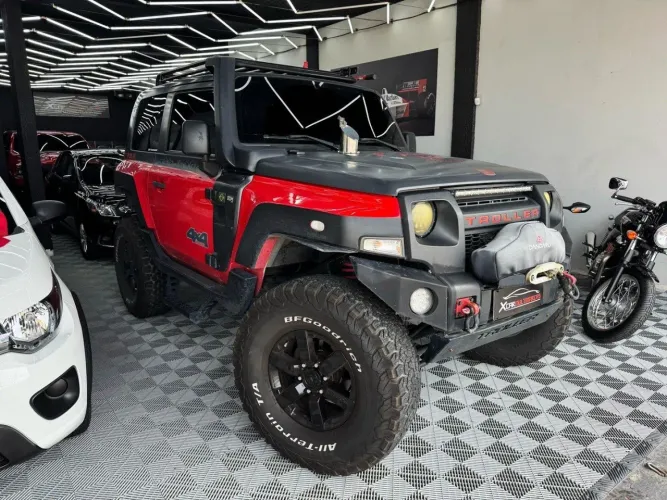 Troller T-4 XLT 3.2 2017