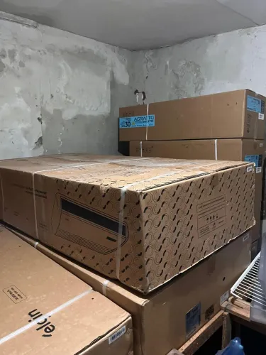 Ar condicionado de 36 mil BTUs Inverter PISO TETO Elgin