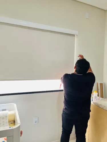 Instalação de persianas e cortinas 100,00