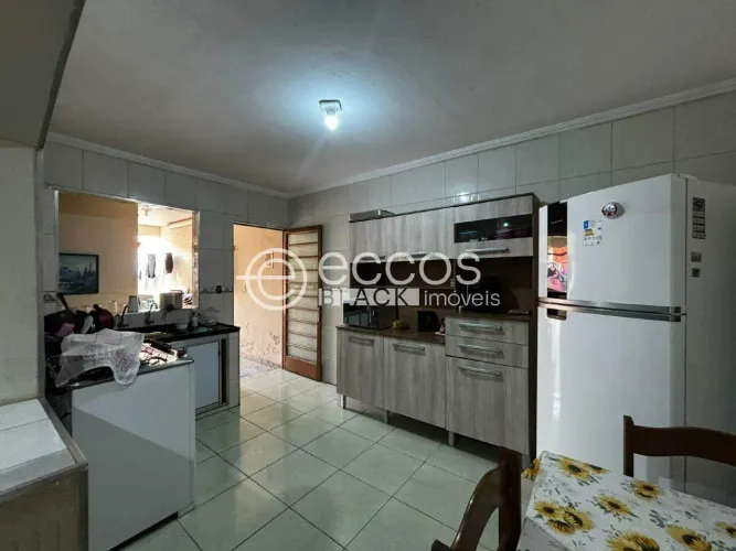 Casa à venda, 2 quartos, 2 vagas, Vila Progresso - Sorocaba/SP