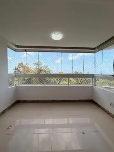 Imóvel para venda tem 76 metros quadrados com 3 quartos em Alphaville I - Salvador - BA