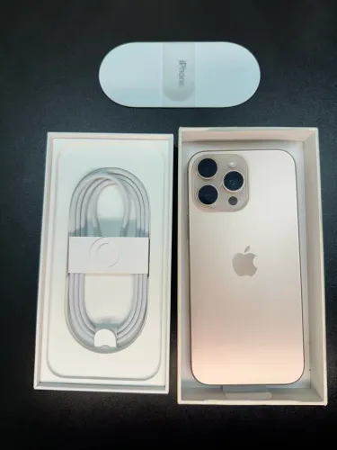 Iphone 16 Pro Max 256GB - 100% saúde da bateria.