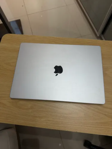 MacBook Pro 16? M2 Pro 16GB 512GB 2023 | 98% Bateria | Impecável